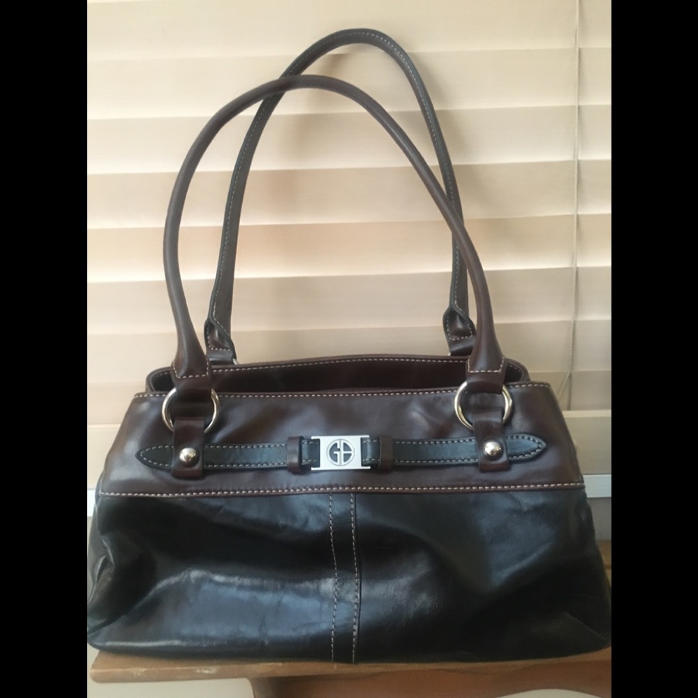 Black & Brown Puse